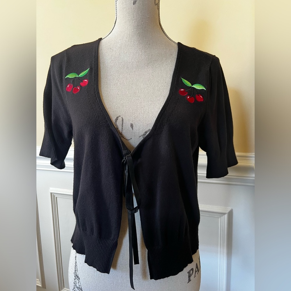 Torrid, Cherry Embroidered-Front Self Tie-short sleeves Vintage Black Cardigan.